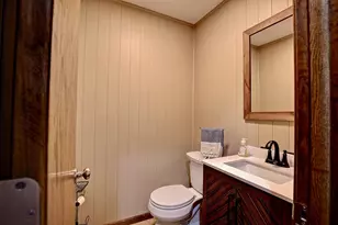 2400 Garland Ln N, Plymouth, MN 55447 - Photo 26