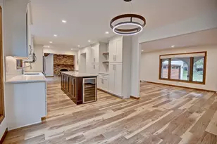 2400 Garland Ln N, Plymouth, MN 55447 - Photo 16