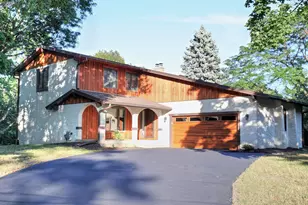 2400 Garland Ln N, Plymouth, MN 55447 - Photo 2
