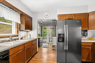 3821 W 7th St, Duluth, MN 55807 - Photo 6