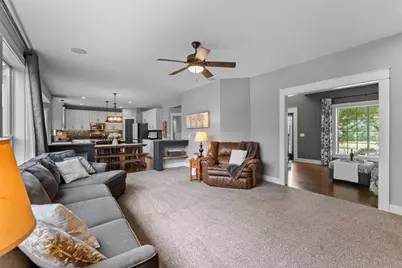 921 Bridle Creek Drive, Jordan, MN 55352 - Photo 10