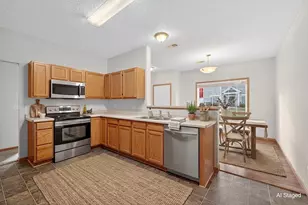 7729 Elm Grove Ave, New Hope, MN 55428 - Photo 4