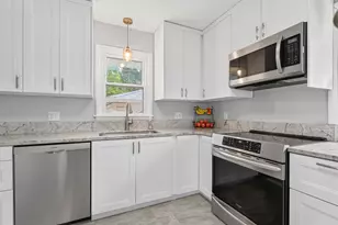 1443 Cascade St NW, Rochester, MN 55901 - Photo 6