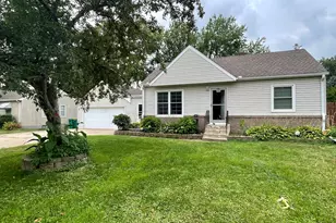 4917 Abbott Ave N, Brooklyn Center, MN 55429 - Photo 2