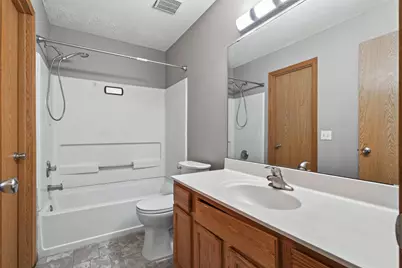 1191 Highpoint Curve, Shakopee, MN 55379 - Photo 14