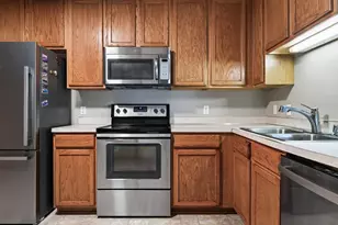 1191 Highpoint Curve, Shakopee, MN 55379 - Photo 6
