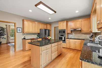 1401 Larkspur Court, Woodbury, MN 55129 - Photo 28