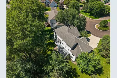 1401 Larkspur Court, Woodbury, MN 55129 - Photo 12