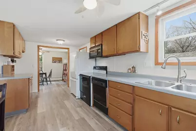 2304 15th Avenue SW, Austin, MN 55912 - Photo 14