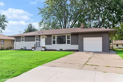 1432 County Road B West W, Roseville, MN 55113 - Photo 2