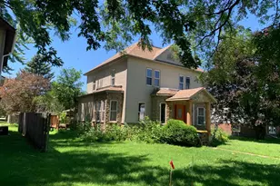 307 1st St SE, Fairfax, MN 55332 - Photo 1