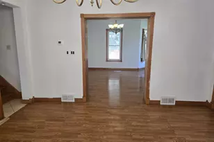 307 1st St SE, Fairfax, MN 55332 - Photo 10