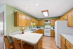 660 Riverview Dr, Monticello, MN 55362 - Photo 10