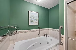 122 Demont Ave E, Little Canada, MN 55117 - Photo 16