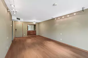 122 Demont Ave E, Little Canada, MN 55117 - Photo 8