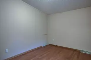 N9912 330th St, Boyceville, WI 54725 - Photo 26