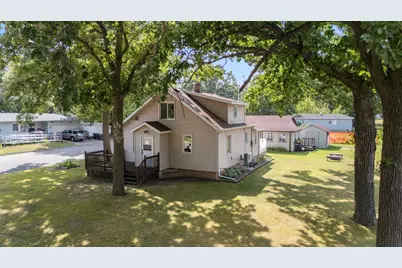712 4th Street SW, Little Falls, MN 56345 - Photo 1