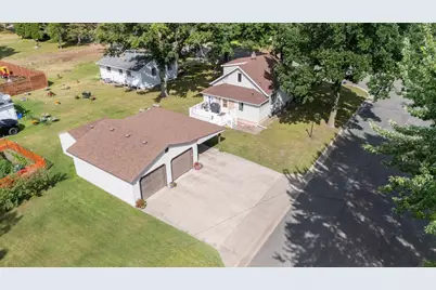 712 4th Street SW, Little Falls, MN 56345 - Photo 2