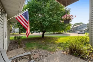 2508 Innsbruck Trail, New Brighton, MN 55112 - Photo 6