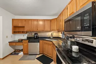 2508 Innsbruck Trail, New Brighton, MN 55112 - Photo 12