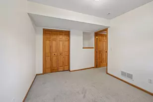 10420 49th Ave N, Plymouth, MN 55442 - Photo 30