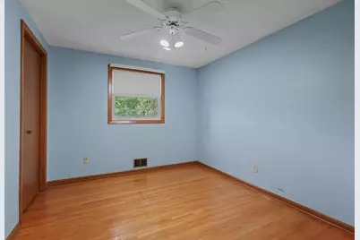 413 Rice Creek Boulevard NE, Fridley, MN 55432 - Photo 18