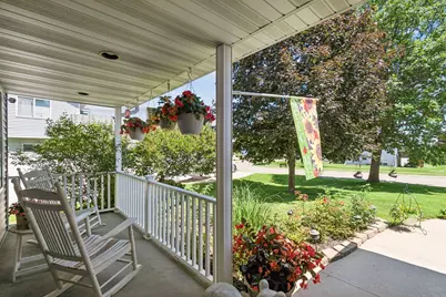 821 Lancer Drive NE, Owatonna, MN 55060 - Photo 2