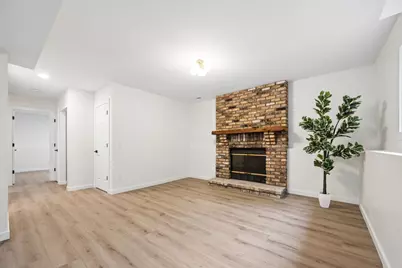 18121 Covington Path, Minnetonka, MN 55345 - Photo 18
