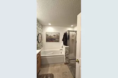 11122 Aberdeen Street NE #E, Blaine, MN 55449 - Photo 18