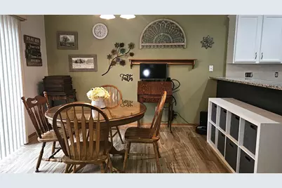 11122 Aberdeen Street NE #E, Blaine, MN 55449 - Photo 12