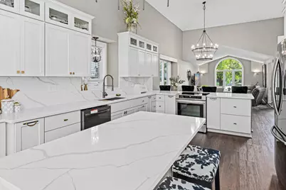 3110 Canyon Circle, Chaska, MN 55318 - Photo 12