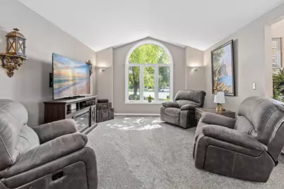 3110 Canyon Circle, Chaska, MN 55318 - Photo 4