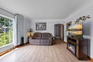 460 S Grey Ave, Rush City, MN 55069 - Photo 12