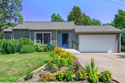 460 S Grey Avenue, Rush City, MN 55069 - Photo 4