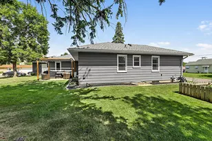 211 Cedar Ave S, Watkins, MN 55389 - Photo 6