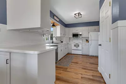 211 Cedar Avenue S, Watkins, MN 55389 - Photo 12