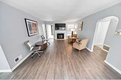 432 16th Ave SW, Rochester, MN 55902 - Photo 2