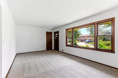 1334 21st Street W, Hastings, MN 55033 - Photo 4