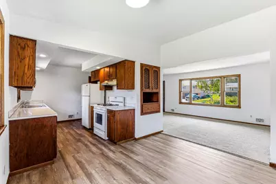 1334 21st Street W, Hastings, MN 55033 - Photo 6