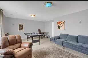 9119 Regent Pkwy, Brooklyn Park, MN 55443 - Photo 10