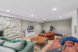 1355 Medora Rd, Mendota Heights, MN 55118 - Photo 38