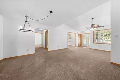 9961 Tamarack Cove, Woodbury, MN 55125 - Photo 12