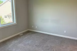 441 Grant Ave SE, Hutchinson, MN 55350 - Photo 12