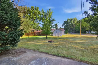 1002 W Spruce Street, Chippewa Falls, WI 54729 - Photo 32