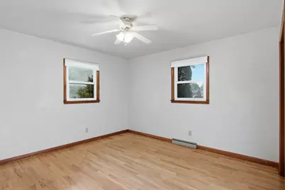 1002 W Spruce Street, Chippewa Falls, WI 54729 - Photo 14