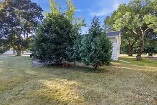 1002 W Spruce St, Chippewa Falls, WI 54729 - Photo 30