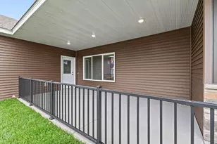 1058 241st Ln NE, East Bethel, MN 55005 - Photo 8