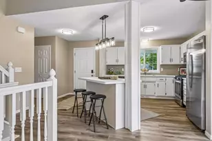 1063 Meadow St, Cologne, MN 55322 - Photo 6