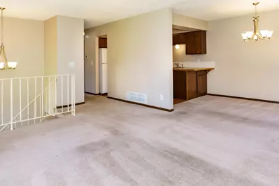 10323 Balsam Lane, Eden Prairie, MN 55347 - Photo 4