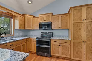 2236 232nd St, Saint Augusta, MN 56301 - Photo 4